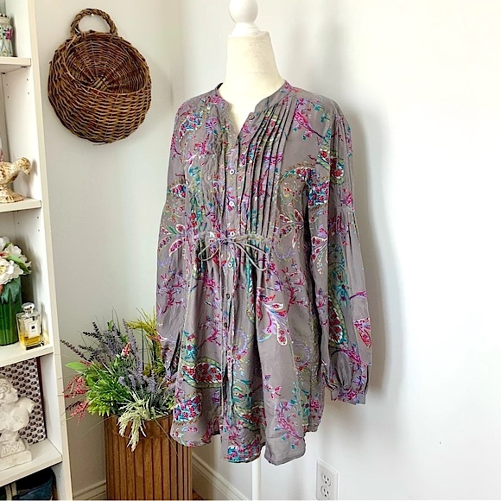 Sundance 100% Silk Floral Tunic Blouse gray purple SM